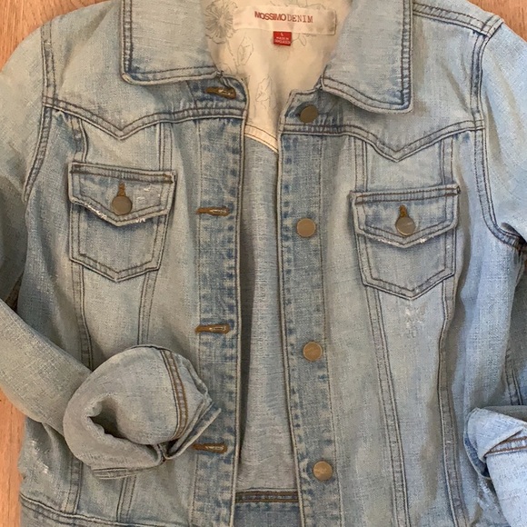 Light Wash Denim Jacket - Picture 2 of 2
